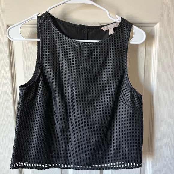 BANANA REPUBLIC Faux Leather Perforated Top - Picture 1 of 2
